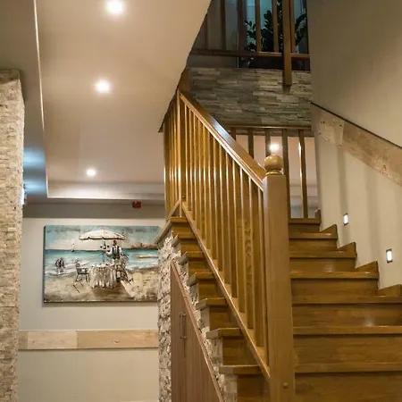 Medora Park - Medora*** Gárdony