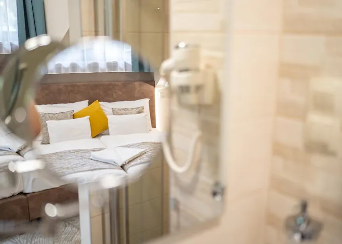 Medora Park - Medora*** Gárdony