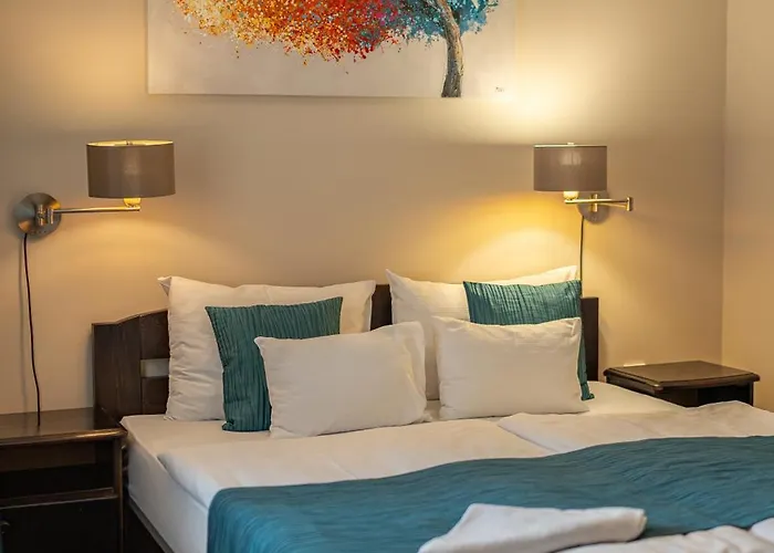 Medora Park - Medora*** Gárdony