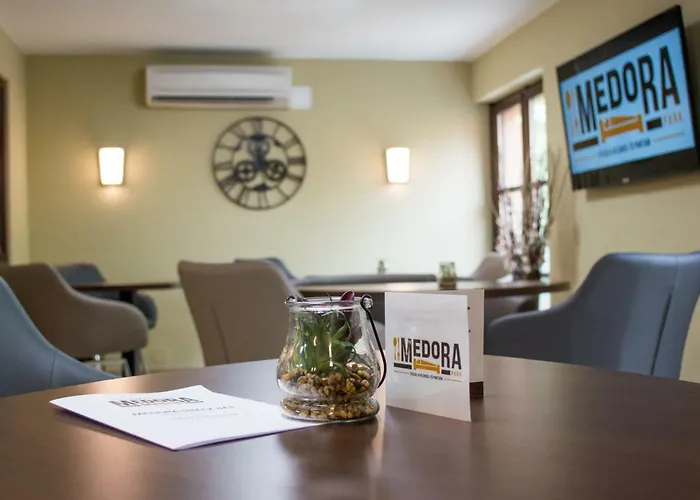 Medora Park - Medora*** Gárdony