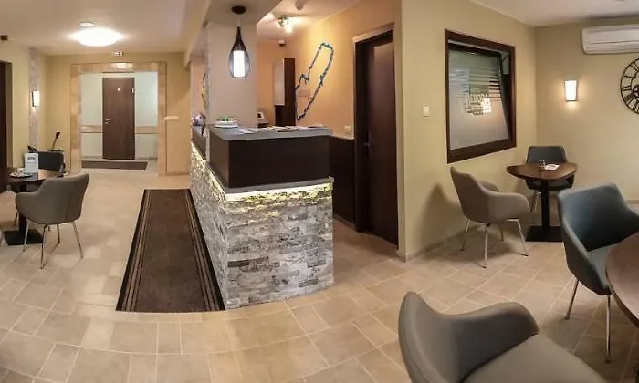 Medora Park - Medora*** Hotel